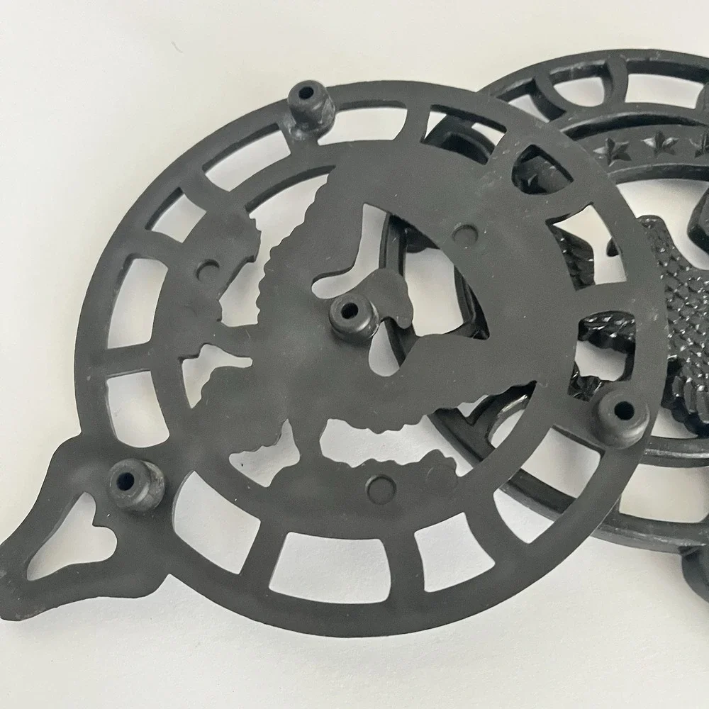 Vtg set‎ 2 plastic Eagle trivets black wall decor grandmas house cast iron look